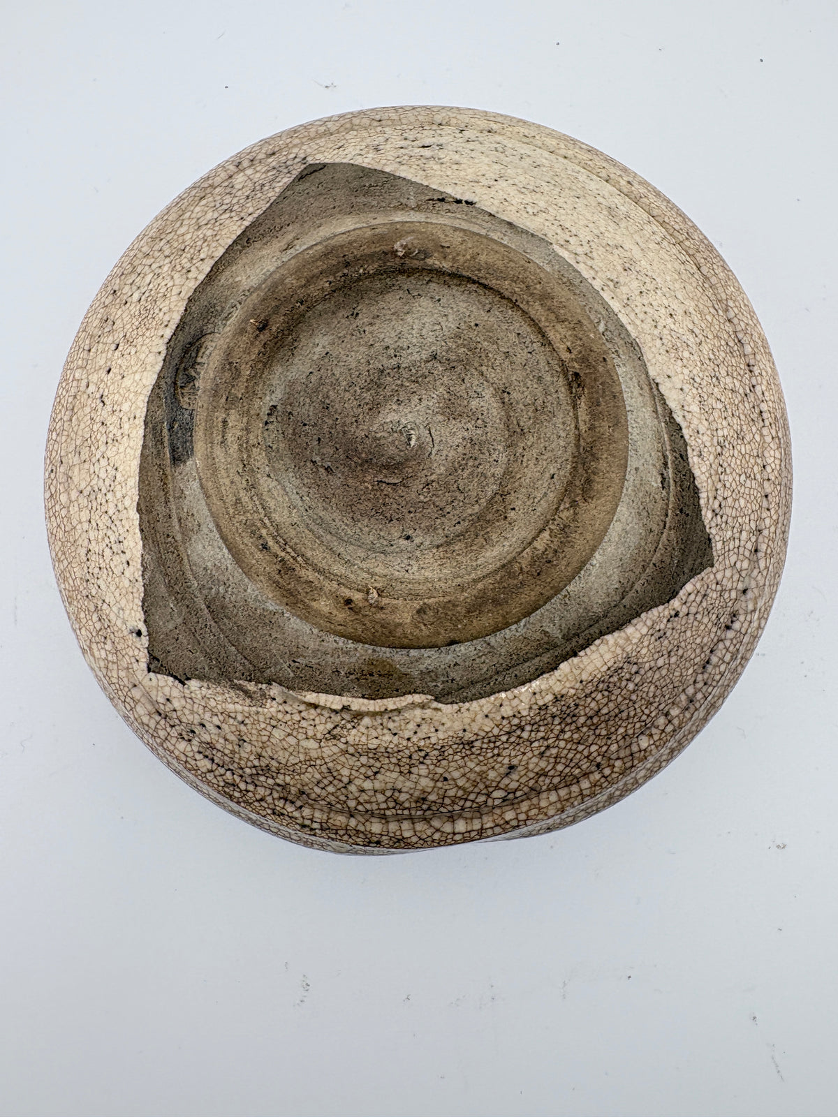 Seto Oribe Ware Chawan – Rustic Elegance and Natural Kiln Effects