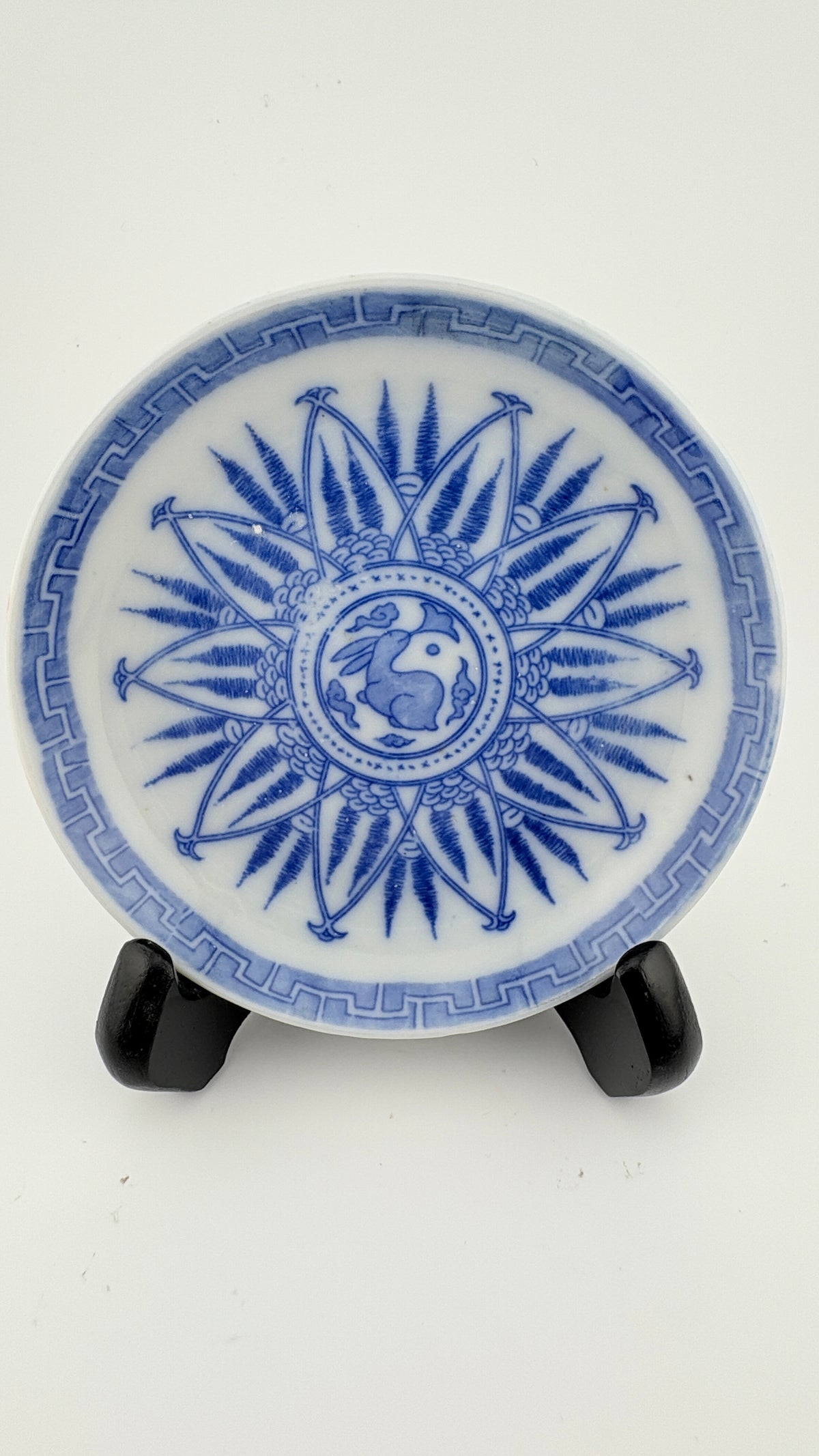 Meiji Imari Inban Usagi Small Plate -