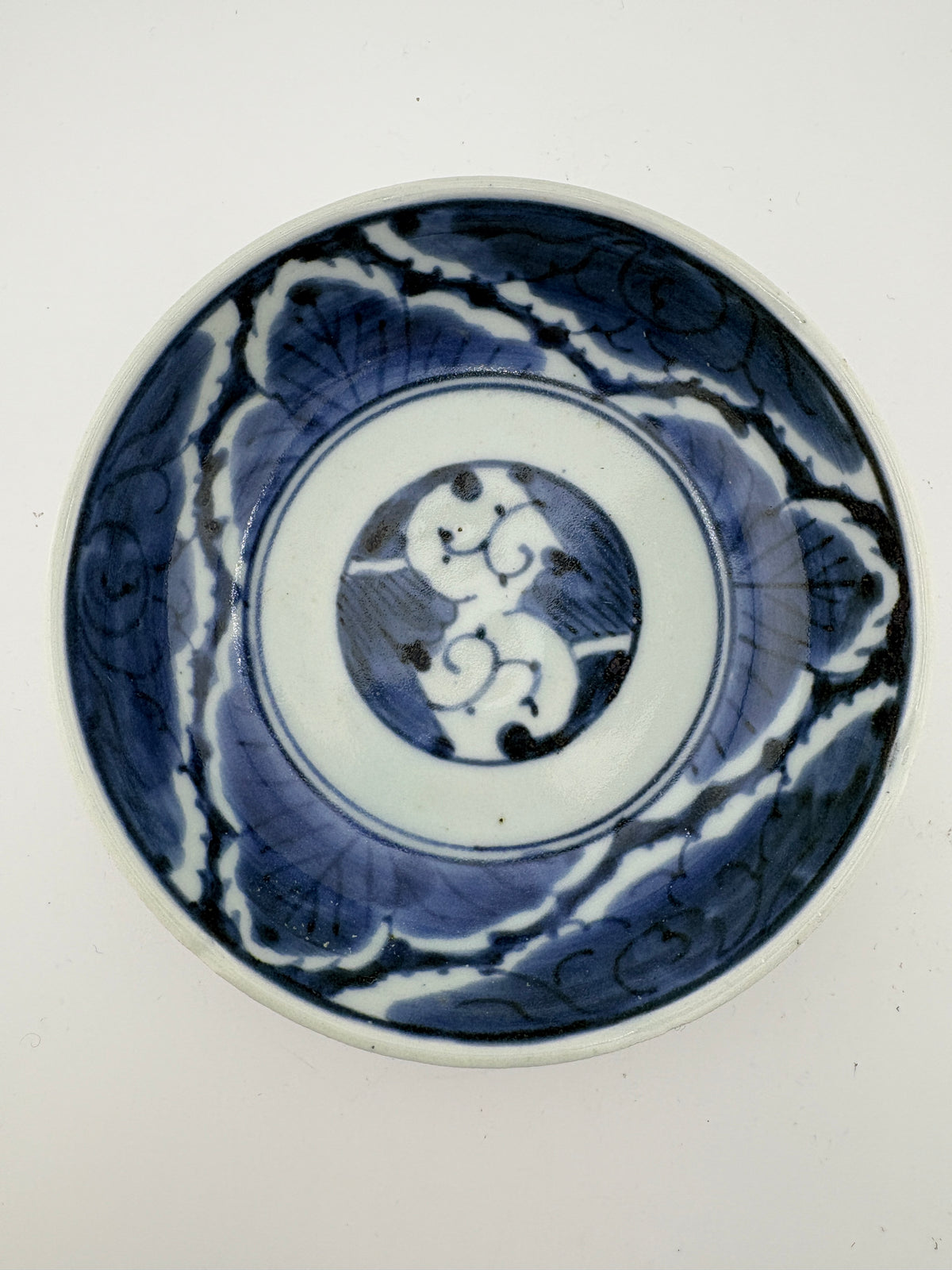 Late Edo Kurawanka-style Blue & White Dishes – Set of Four