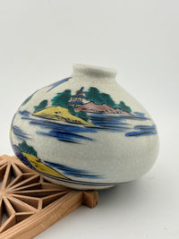 Antique Kutani Oil Jar – Landscape & Pavilion