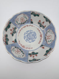 Meiji Imari Iroe large bowl with scalloped rim, rabbit motif, top view– Kotto Living