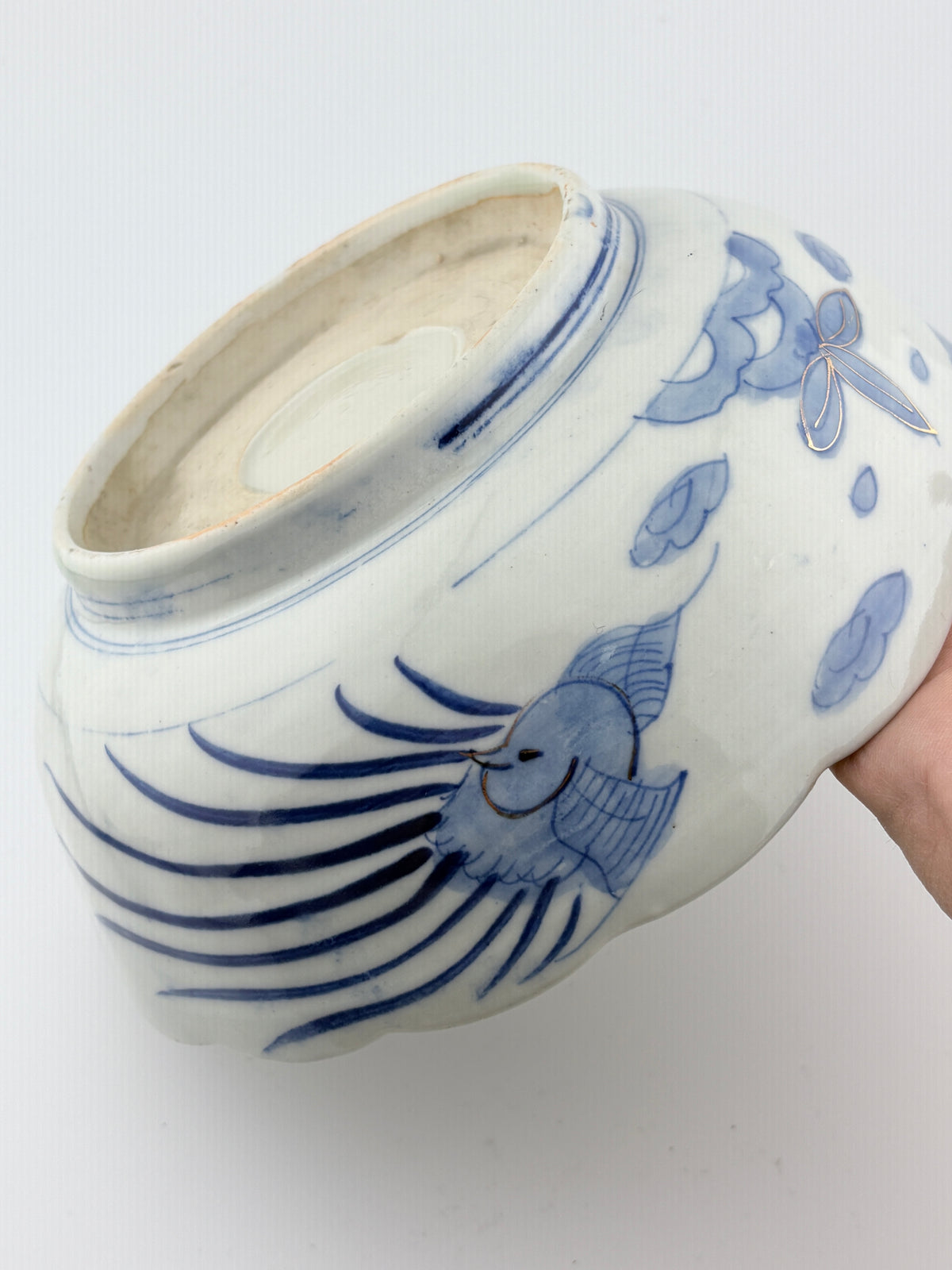 Meiji Imari Iroe large bowl with scalloped rim, rabbit motif,side2– Kotto Living