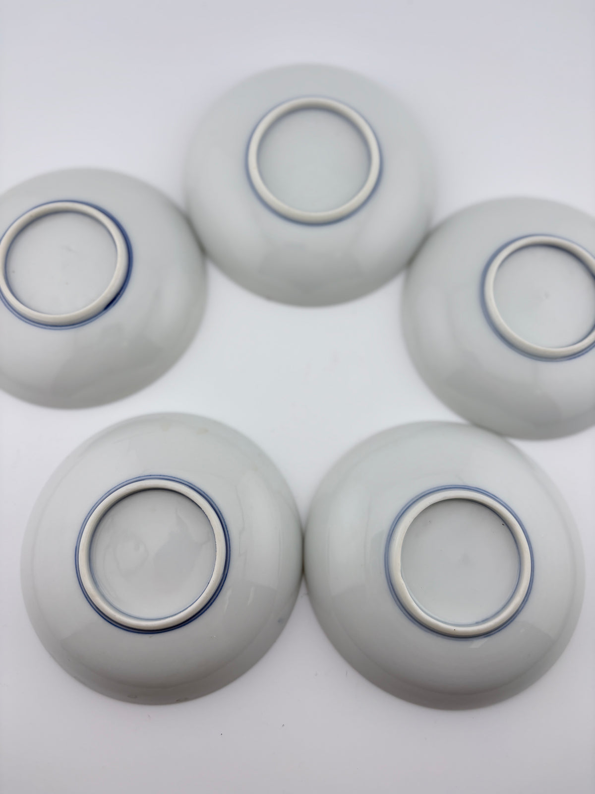 Base and footring of Meiji Imari sometsuke small plate, Meiji period porcelain – Kotto Living