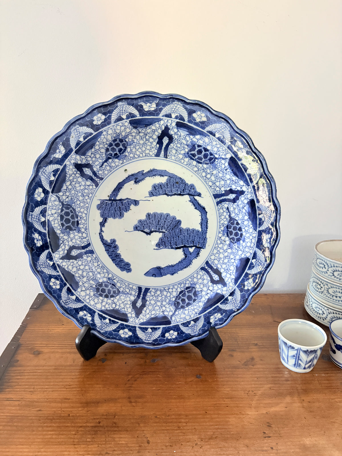 Antique Imari Grand Charger – Auspicious Cranes, Tortoises & Pine